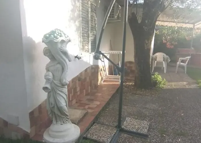 Marcella Nocleg ze śniadaniem 3*