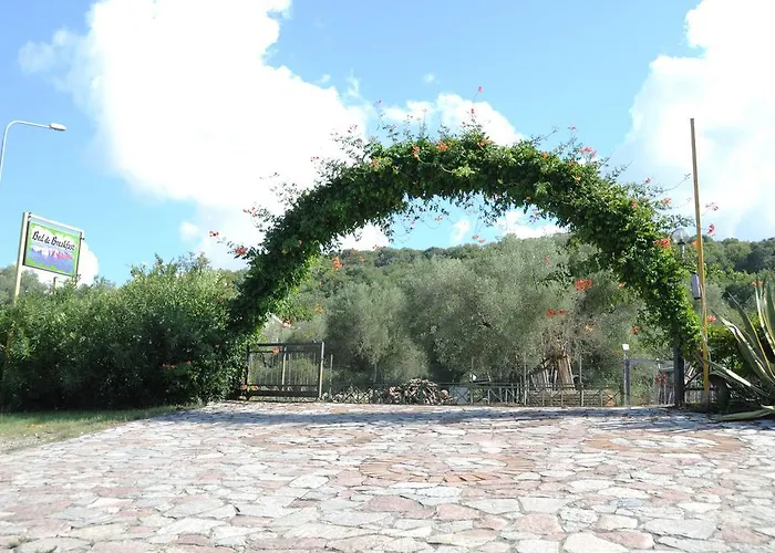 Marcella Nocleg ze śniadaniem 3*